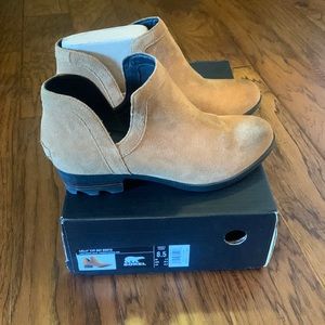 Sorel Lola Cut Out Bootie
